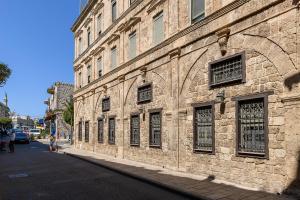 Akkotel boutique hotel near the Land Gate